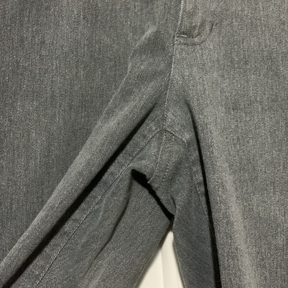 Grey Liz Claiborne jeans - Picture 4 of 10